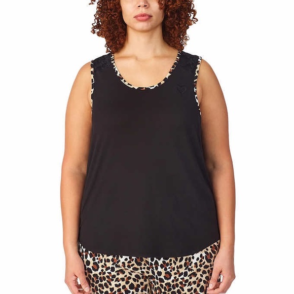 Betsey Johnson 3-piece Lounge Set / Pajamas - Picture 4 of 8